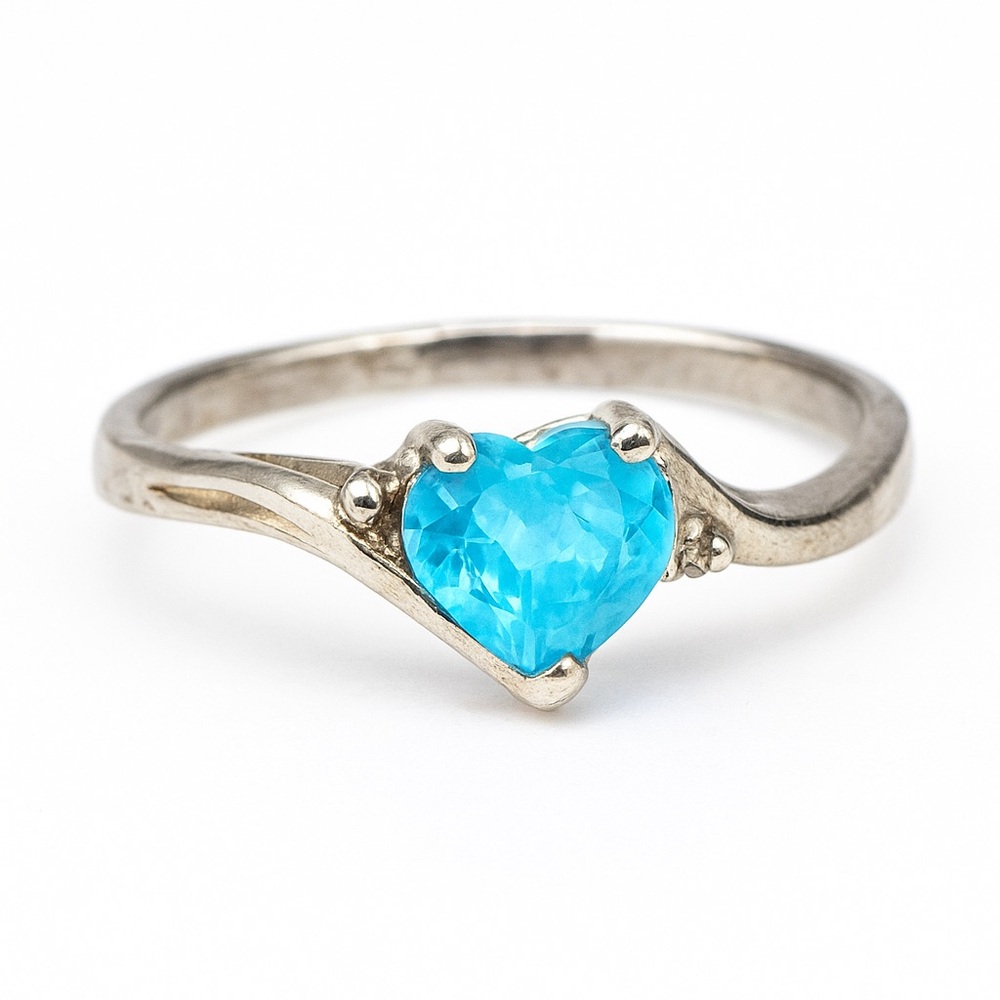 Heart-Shaped Blue CZ Stone 10k solid white gold Ring